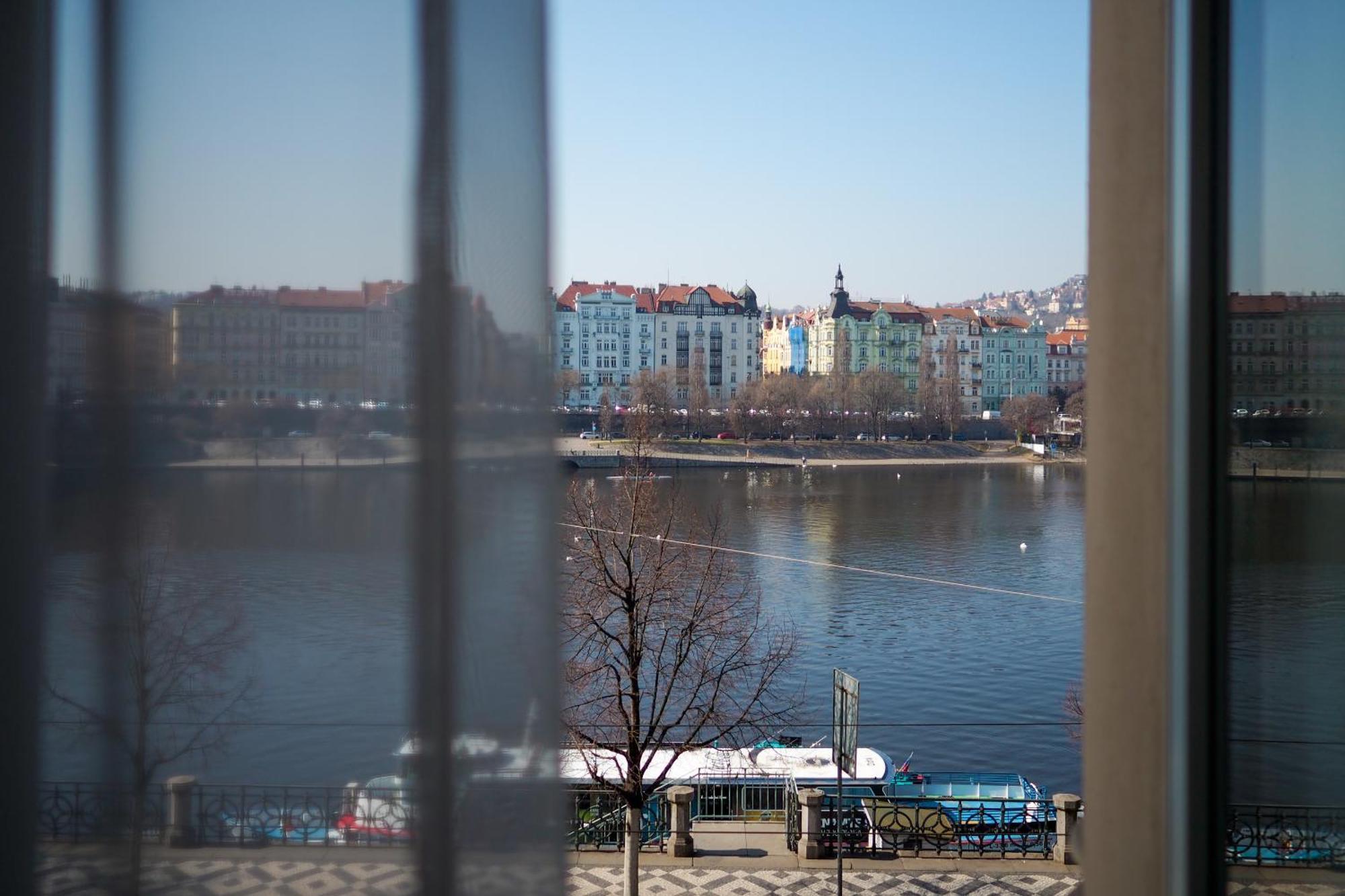 Rasinovo Nabrezi - Riverside Residence Prague Exterior photo